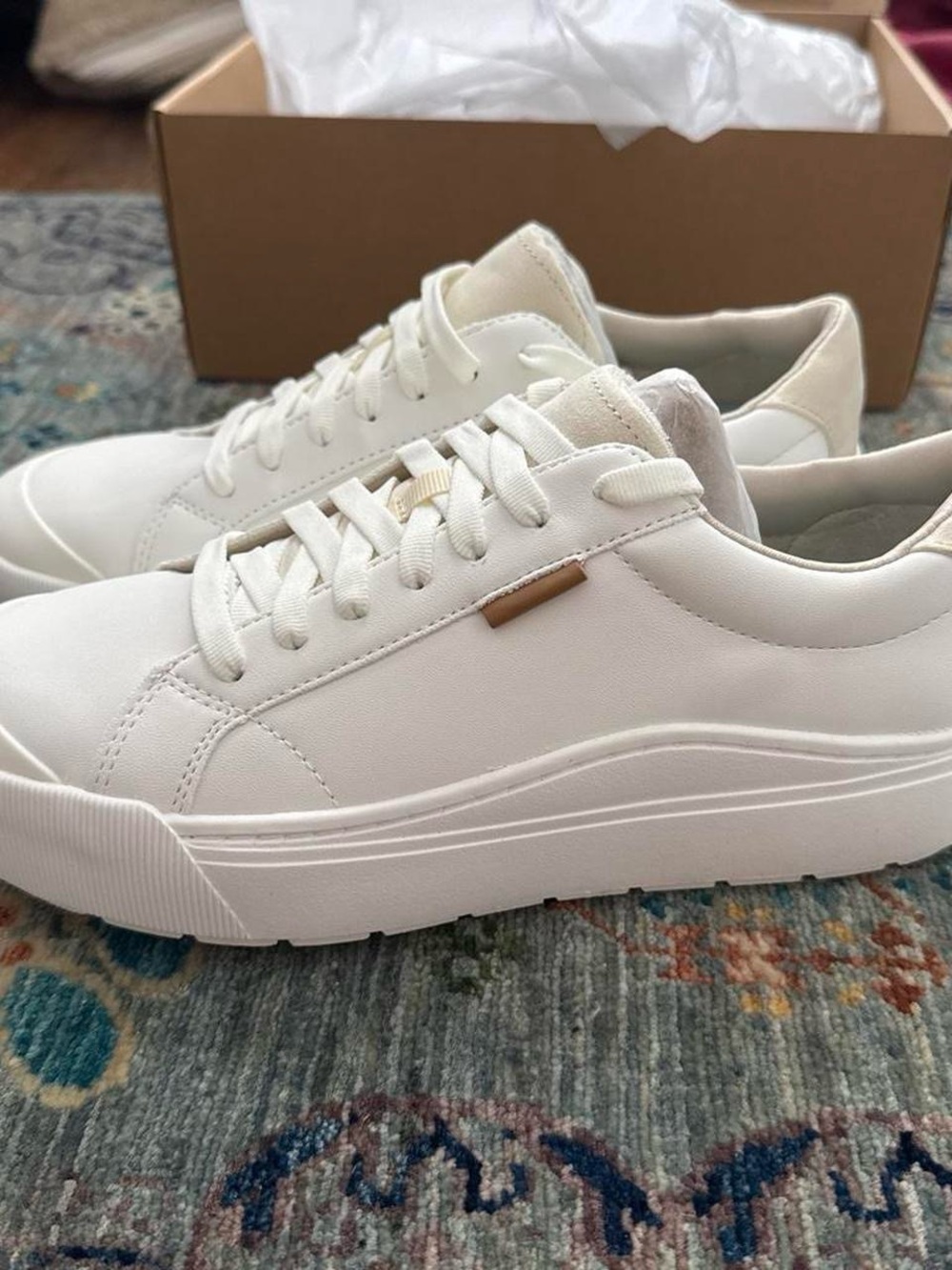 Dr. Scholl's Women’s White Leather Low-Top Sneakers - Picture 3 of 6